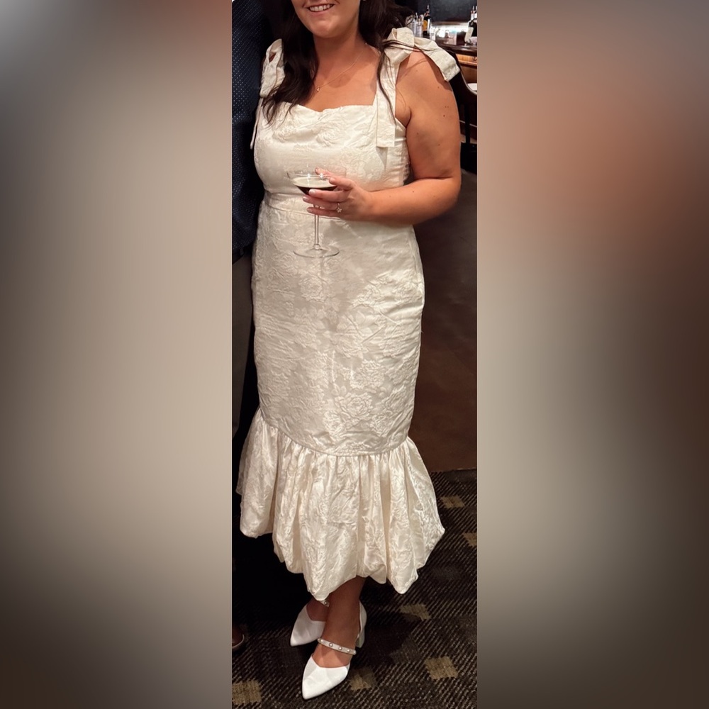 Elegant Cream Midi Dress with Bow Straps